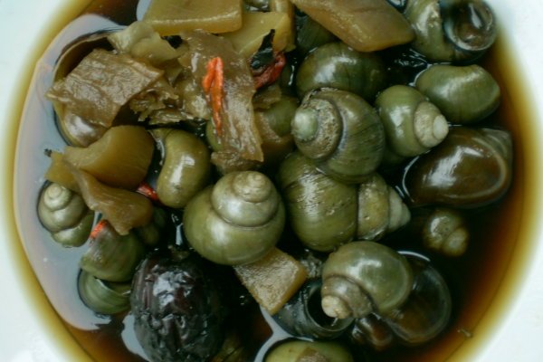 Ốc gạo tiềm thuốc bắc