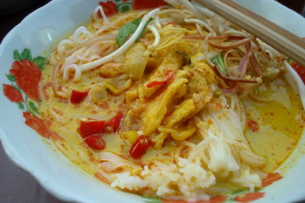 Về Châu Đốc ăn bún nước kèn Về Châu Đốc ăn bún nước kèn