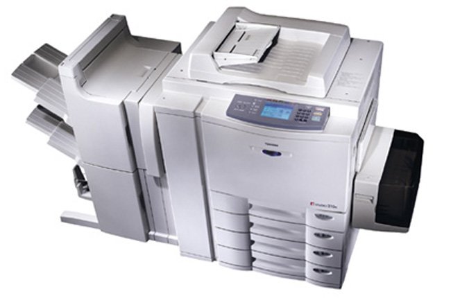 Máy in tự xóa mực trên giấy để dùng lại