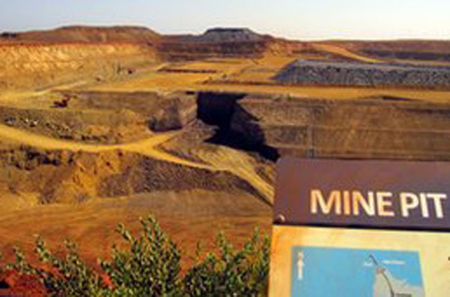 Úc thông qua luật thuế khai mỏ