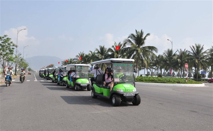 Đà Nẵng sử dụng xe điện phục vụ du lịch