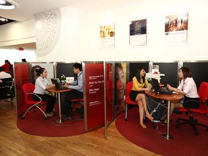HSBC hạ lãi suất vay tiêu dùng