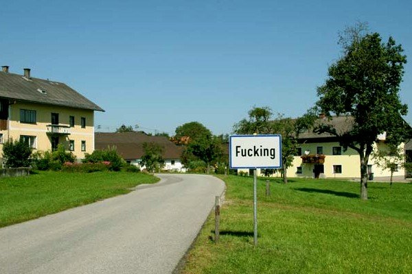 Làng Fucking ở Áo