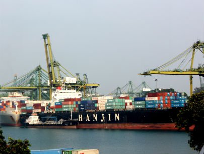 Hãng tàu nước ngoài chiếm 40% vận tải nội địa