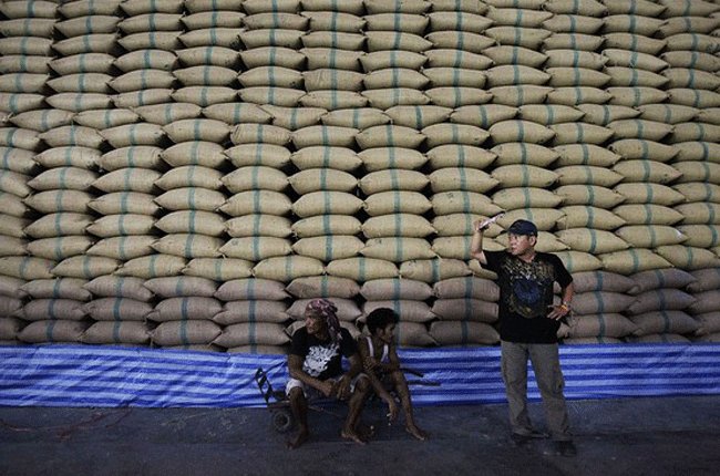 Trung Quốc ký bản ghi nhớ mua gạo Thái Lan