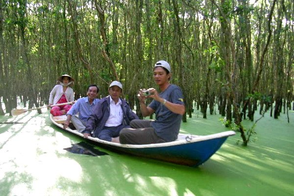 Chơi rừng Trà Sư
