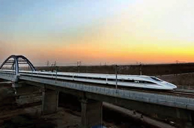 Chạy thử thành công đường sắt cao tốc Bắc Kinh-Quảng Châu