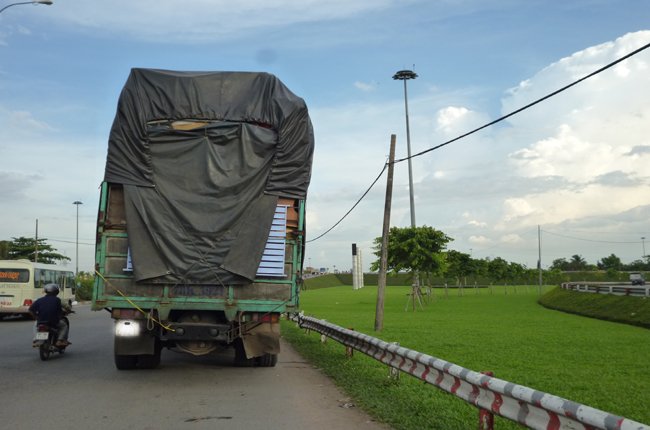 Chuyên gia: Không nên lấy quỹ đường bộ xây trạm cân