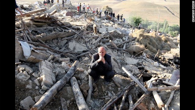 Động đất ở Iran, ít nhất 40 người chết