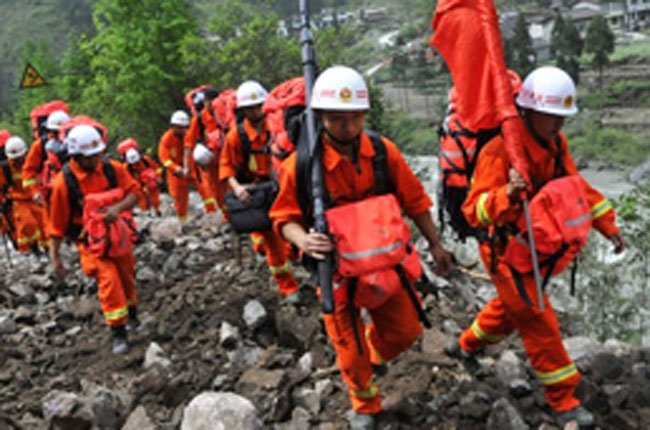 Động đất Tứ Xuyên: cứu hộ khó khăn