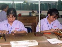 Xử lý nghiêm việc đưa lao động sang Angola bất hợp pháp