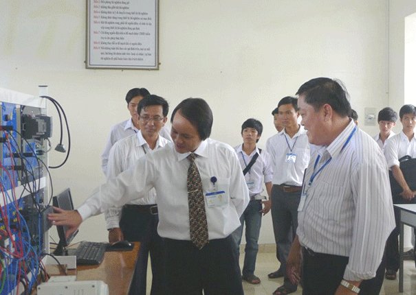Siemens giúp đào tạo kỹ sư Siemens giúp đào tạo kỹ sư