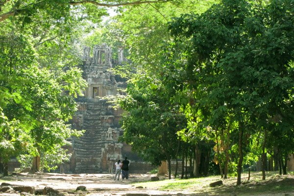 Nên tham quan khu di tích Angkor thế nào?