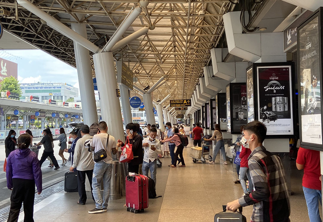 Lượng khách qua sân bay Tân Sơn Nhất được dự báo tăng mạnh trong dịp lễ.. Ảnh: MH